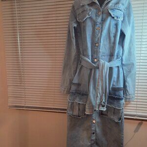 AKIRA Label Starting Denim Midi Dress